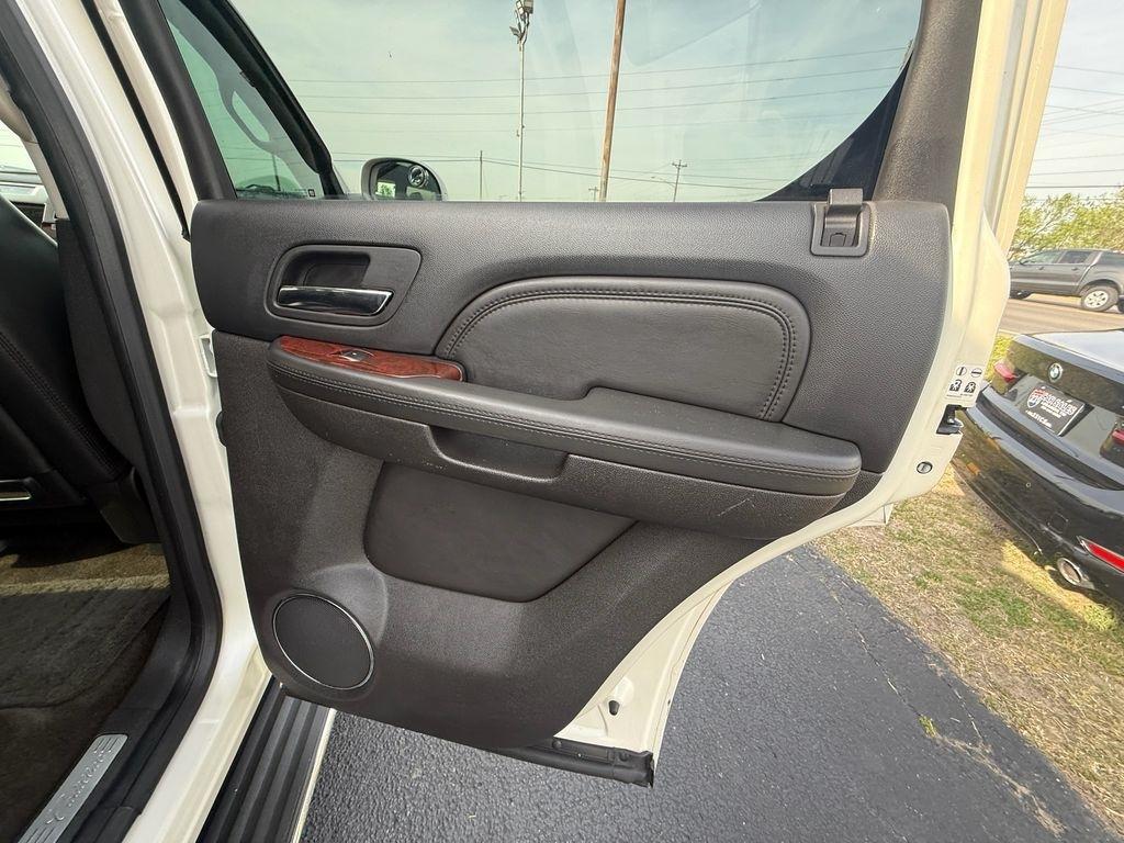 Cadillac Escalade AWD 2008