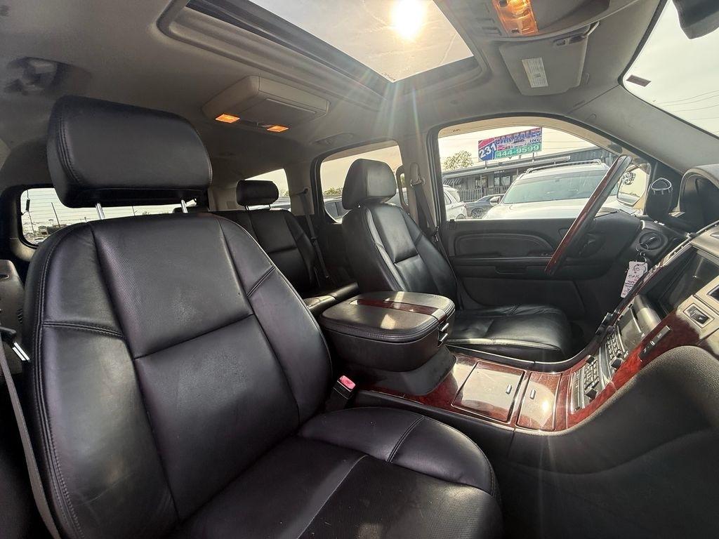 Cadillac Escalade AWD 2008