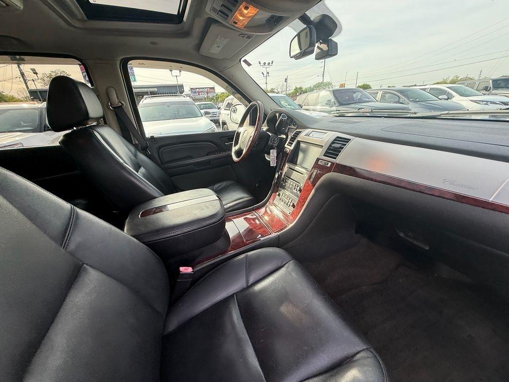 Cadillac Escalade AWD 2008