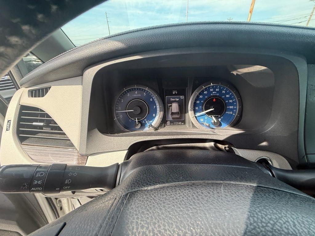 Toyota Sienna Limited AWD 7-Passenger V6 2015