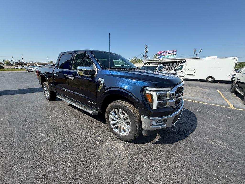 Ford F-150 Lariat SuperCrew 4WD 2024