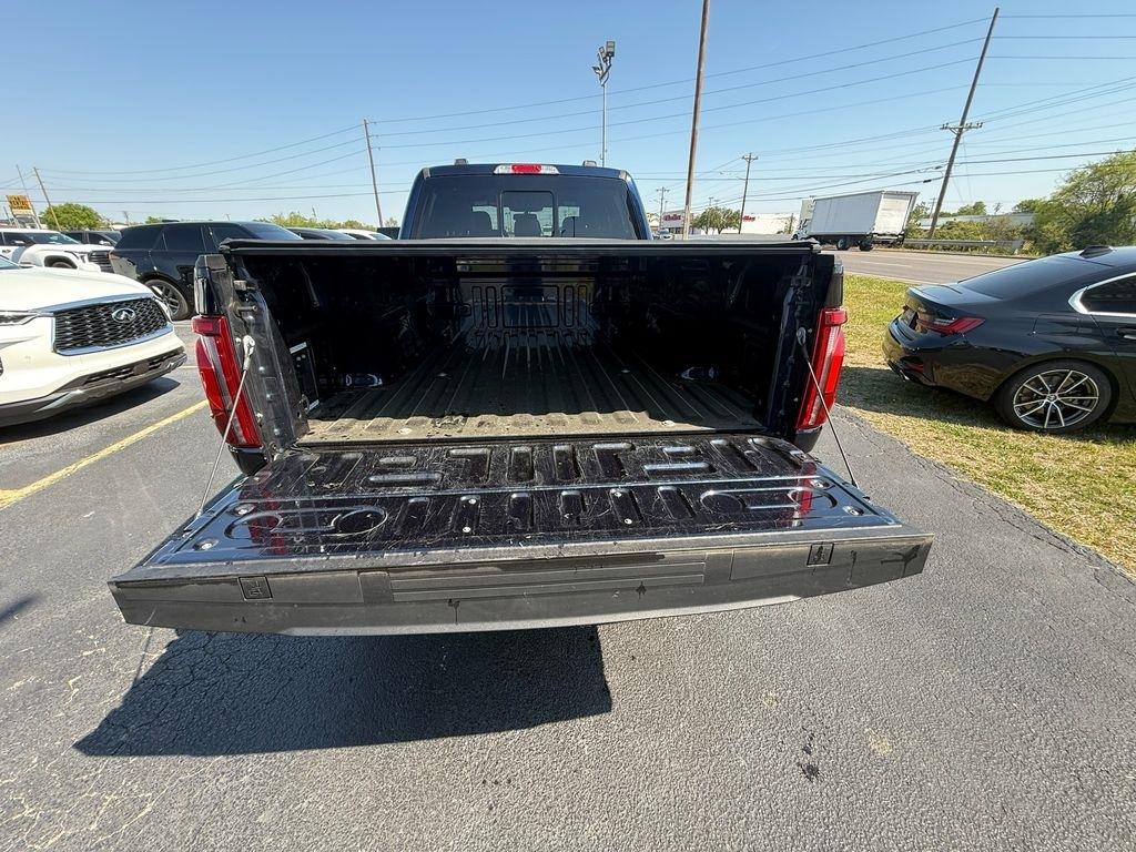 Ford F-150 Lariat SuperCrew 4WD 2024