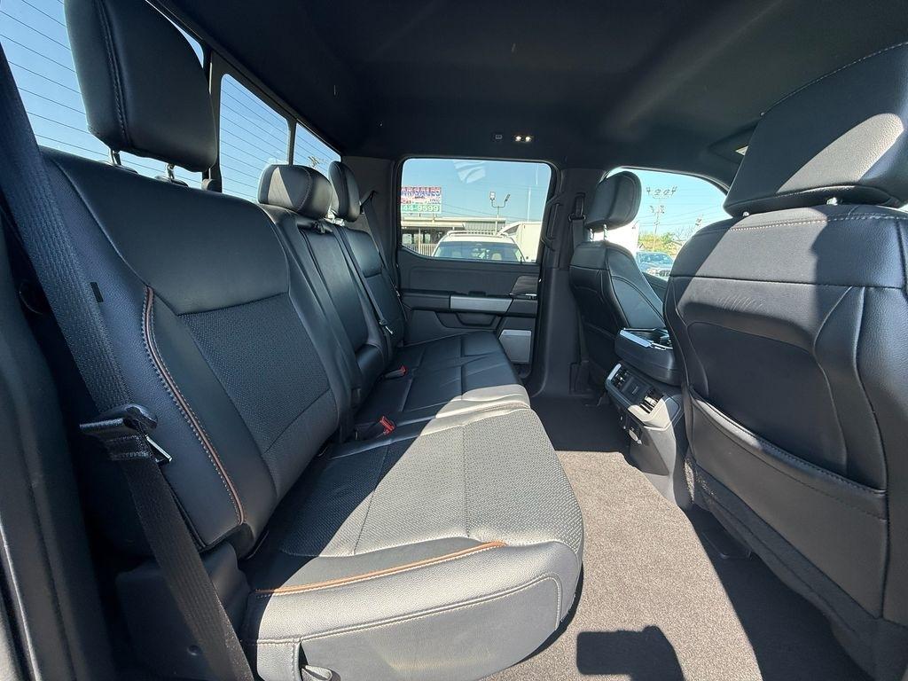 Ford F-150 Lariat SuperCrew 4WD 2024