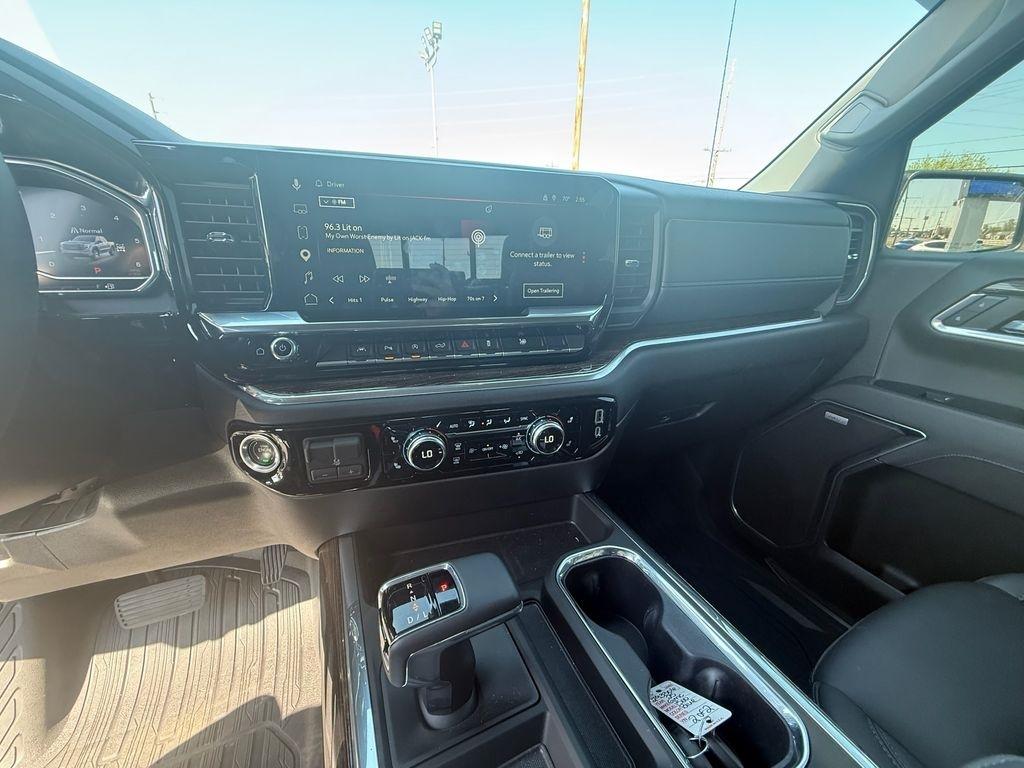 GMC Sierra 1500 Elevation Crew Cab 4WD 2025