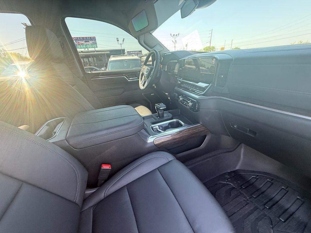 GMC Sierra 1500 Elevation Crew Cab 4WD 2025