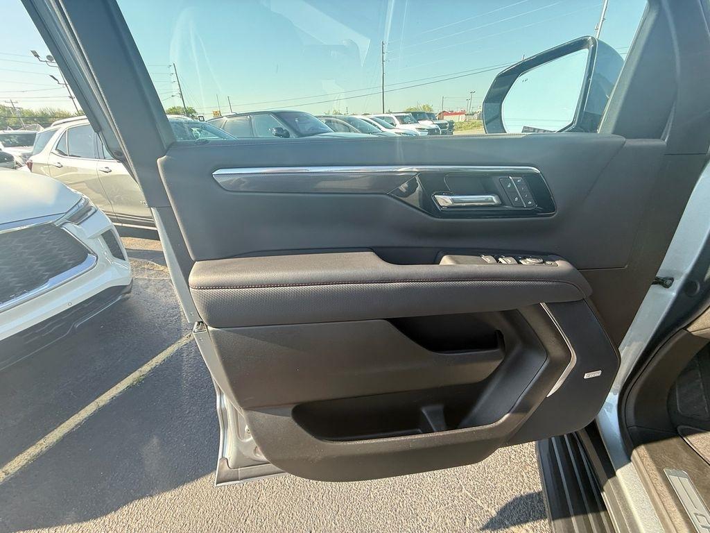 Chevrolet Tahoe RST 4WD 2025