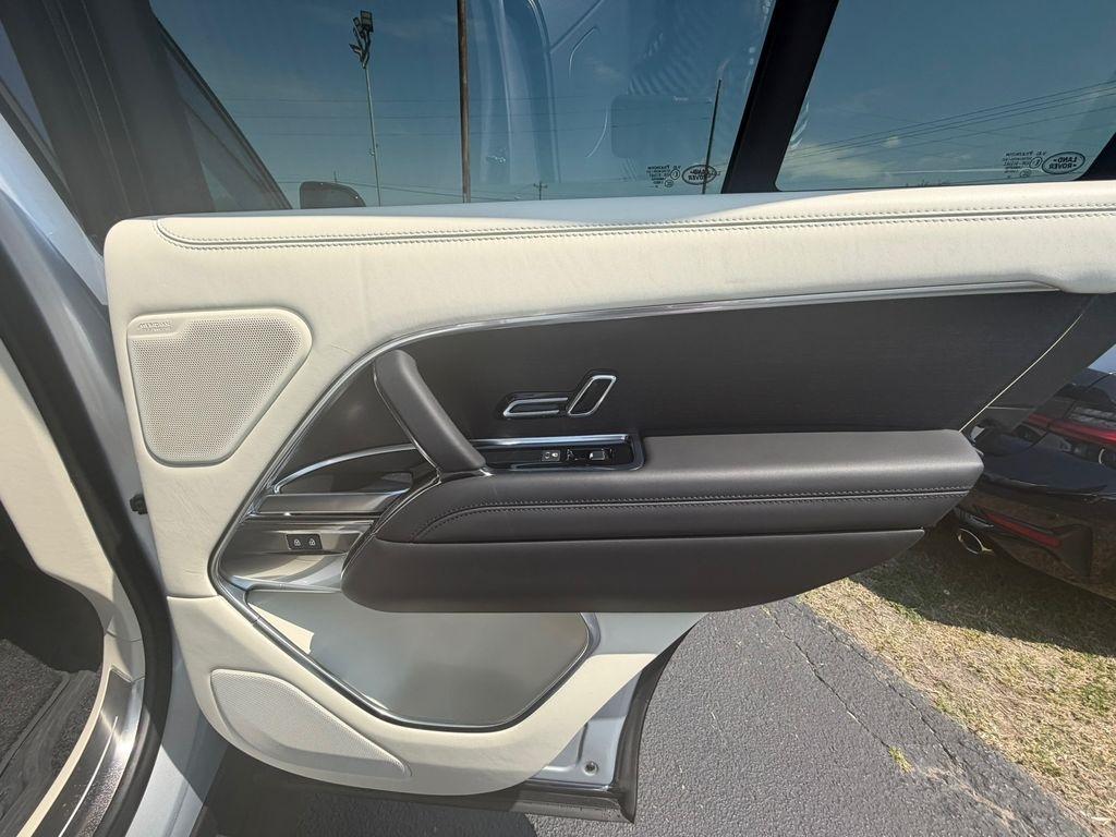 Land Rover Range Rover SE SWB 2024