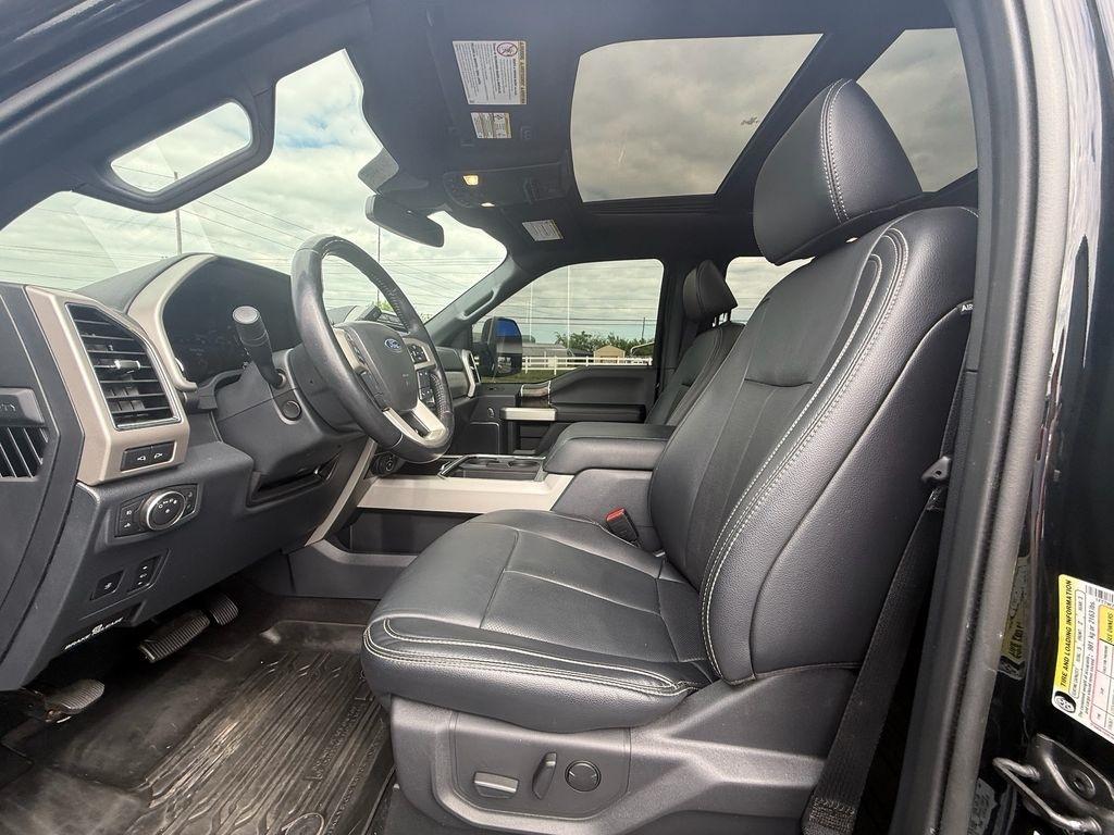 Ford F-250 SD Lariat Crew Cab 4WD 2022