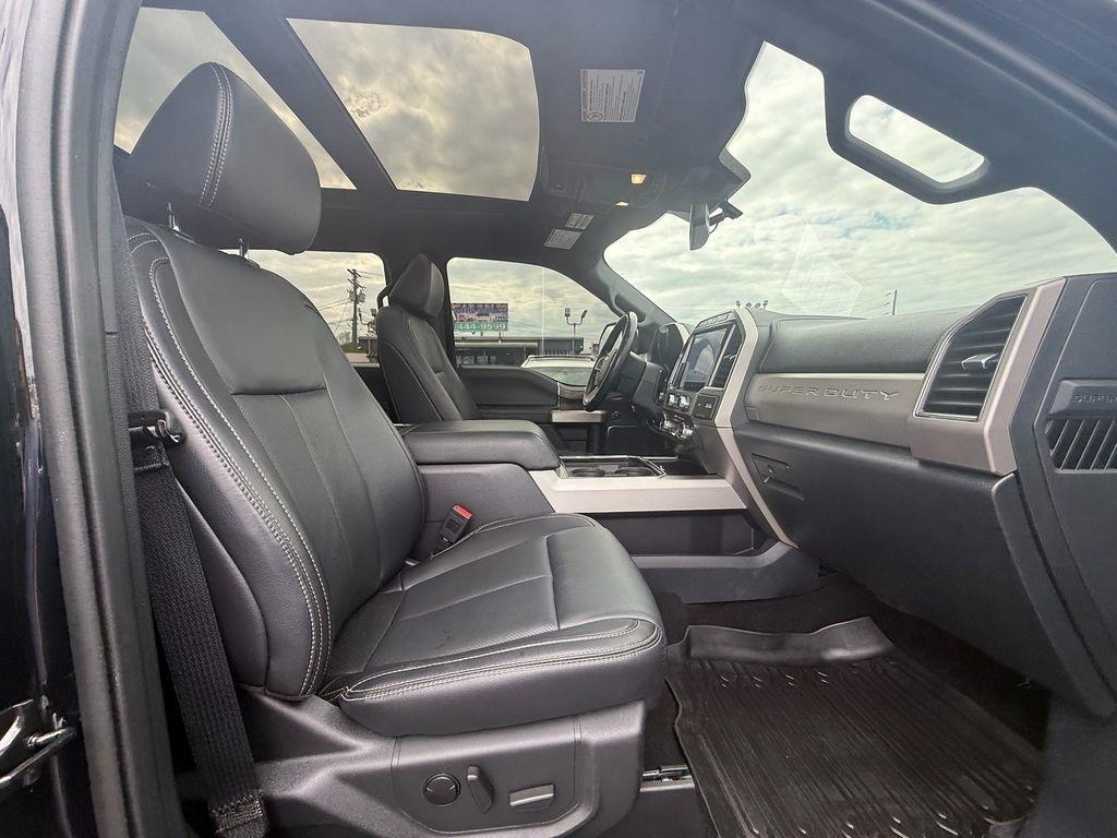 Ford F-250 SD Lariat Crew Cab 4WD 2022