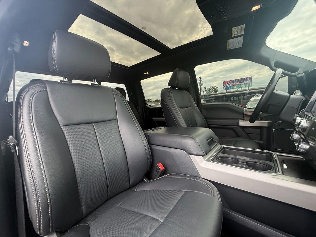 Ford F-250 SD Lariat Crew Cab 4WD 2022