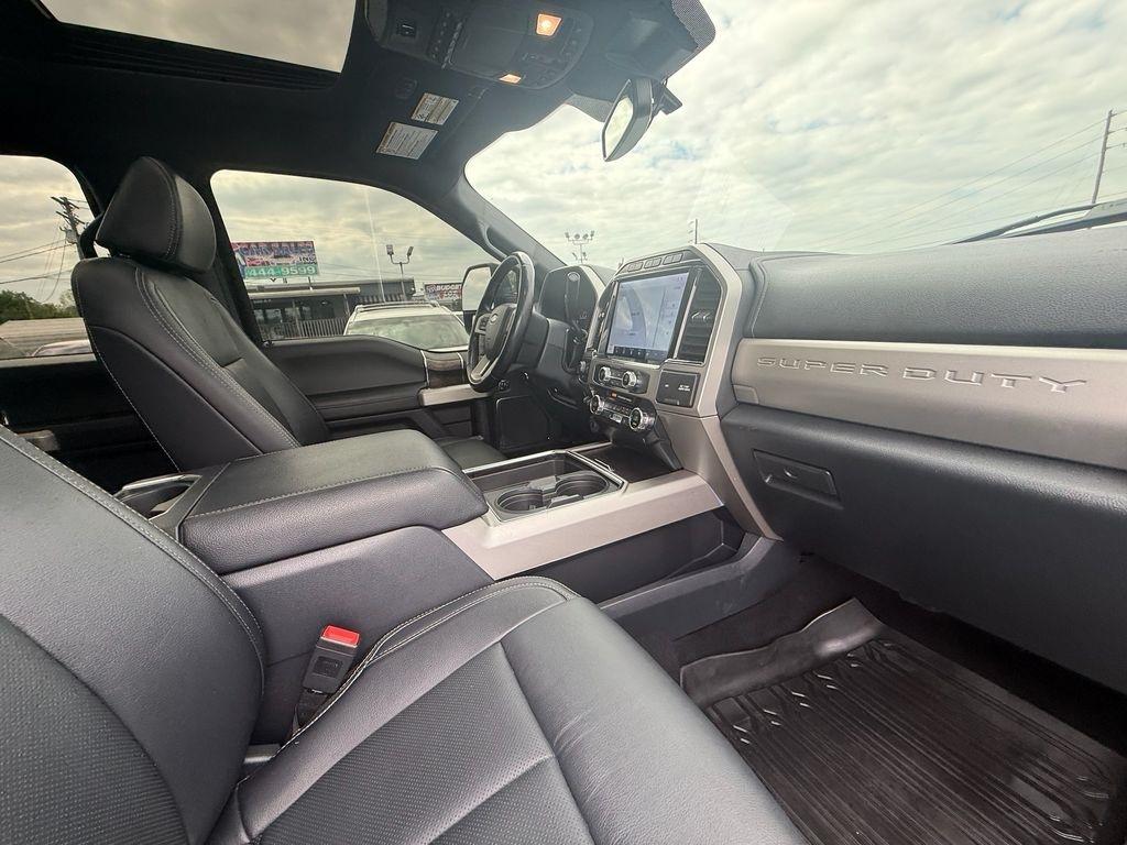 Ford F-250 SD Lariat Crew Cab 4WD 2022