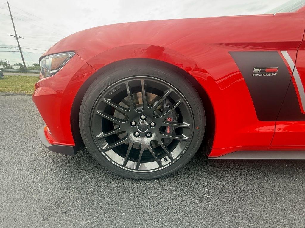 Ford Mustang GT Premium Coupe 2017