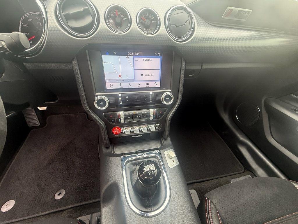 Ford Mustang GT Premium Coupe 2017