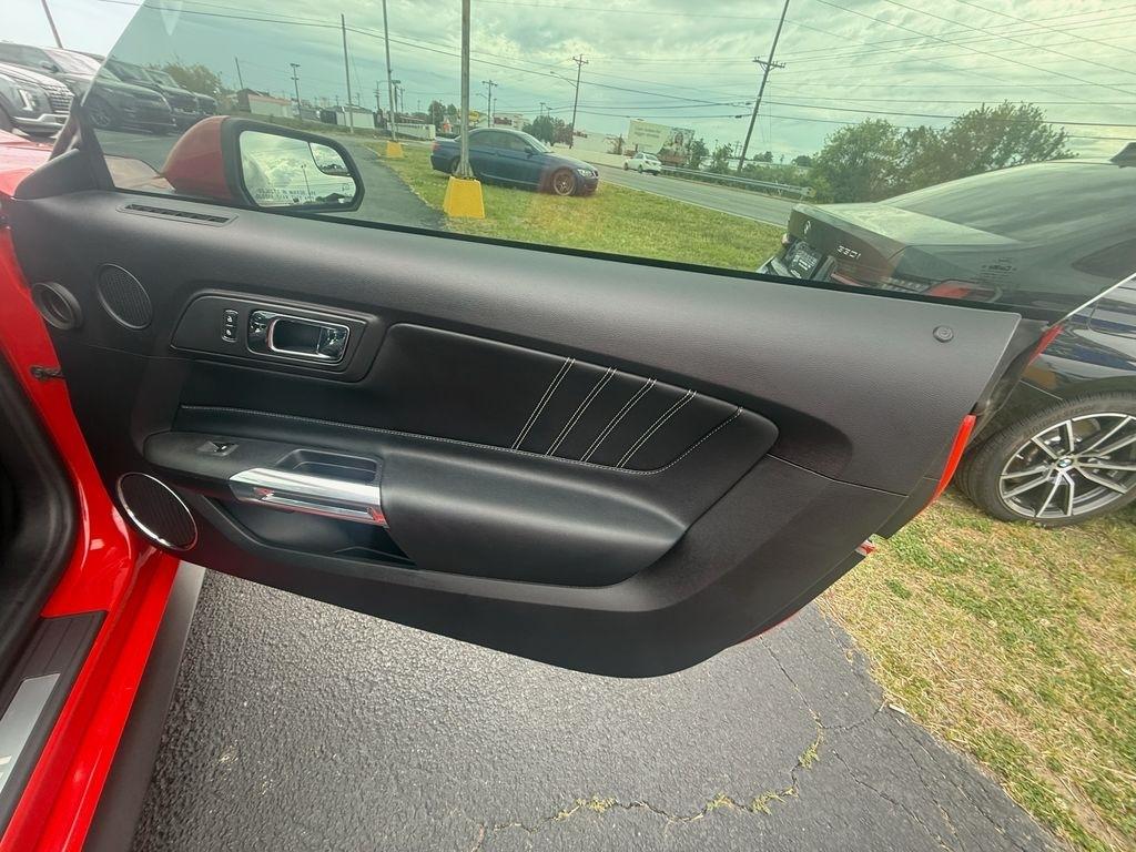 Ford Mustang GT Premium Coupe 2017