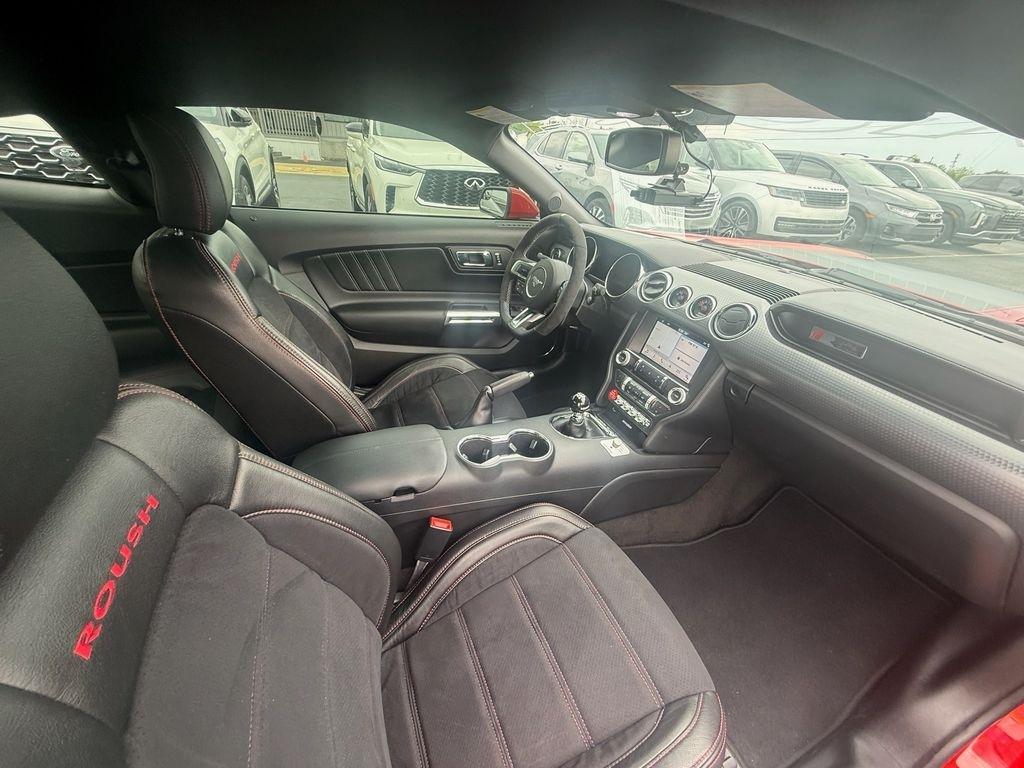 Ford Mustang GT Premium Coupe 2017