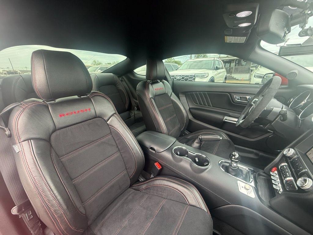 Ford Mustang GT Premium Coupe 2017