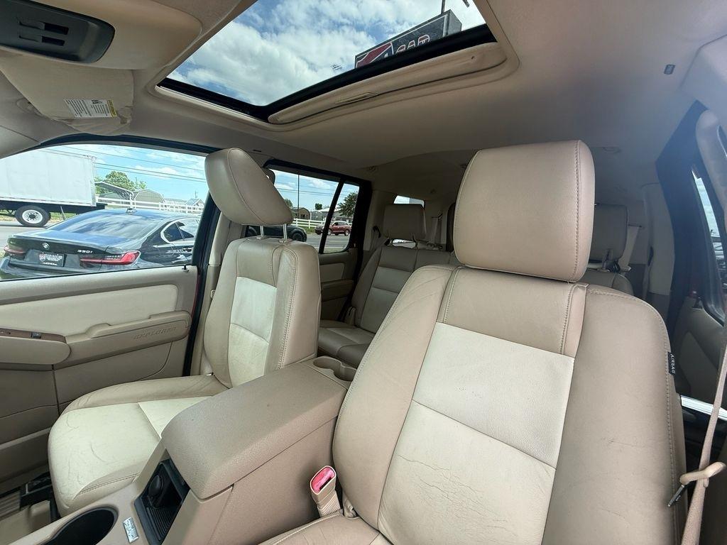 Ford Explorer Eddie Bauer 4.0L 2WD 2010