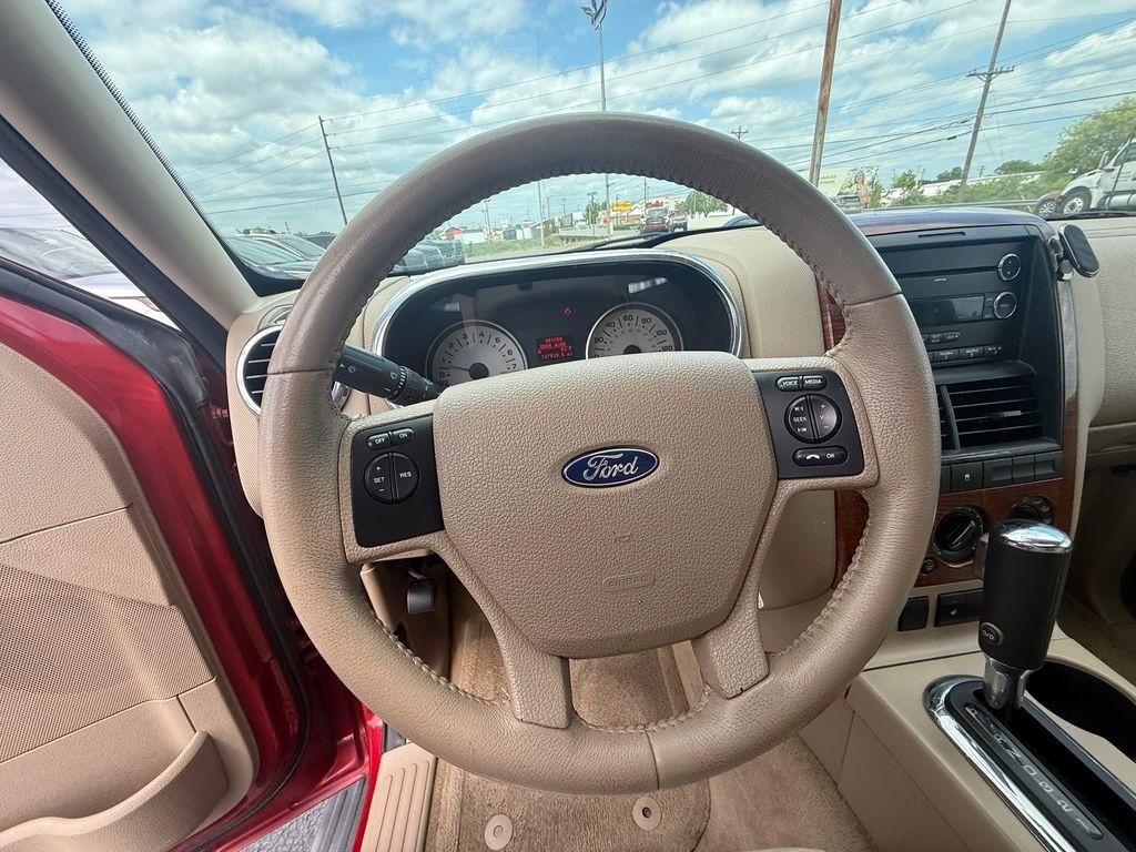 Ford Explorer Eddie Bauer 4.0L 2WD 2010