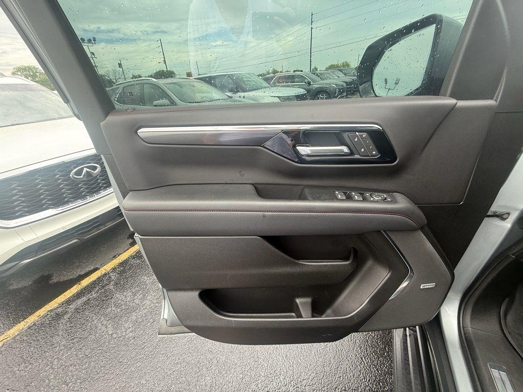 Chevrolet Tahoe RST 4WD 2025