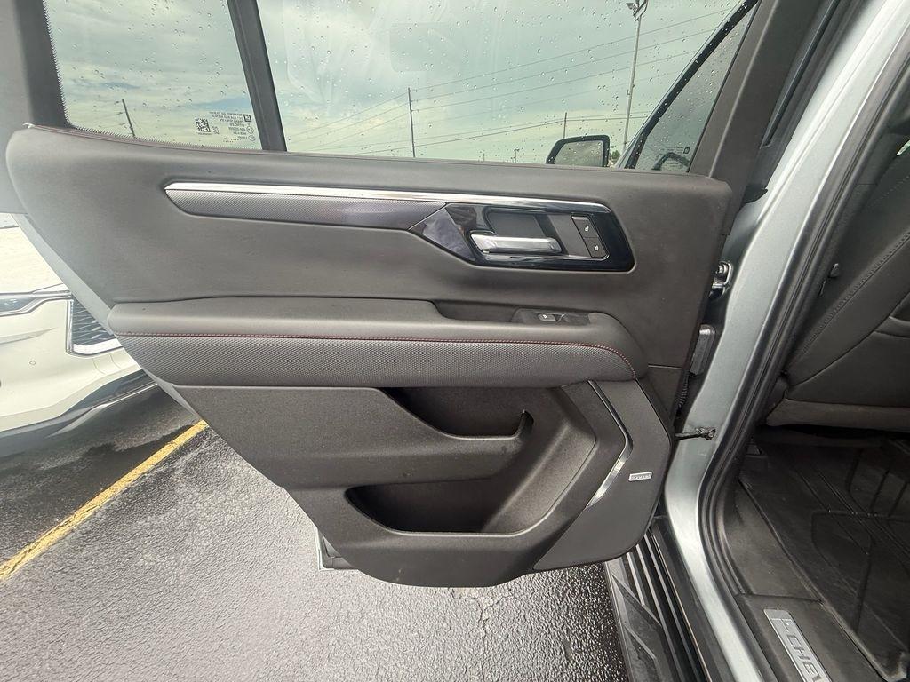 Chevrolet Tahoe RST 4WD 2025