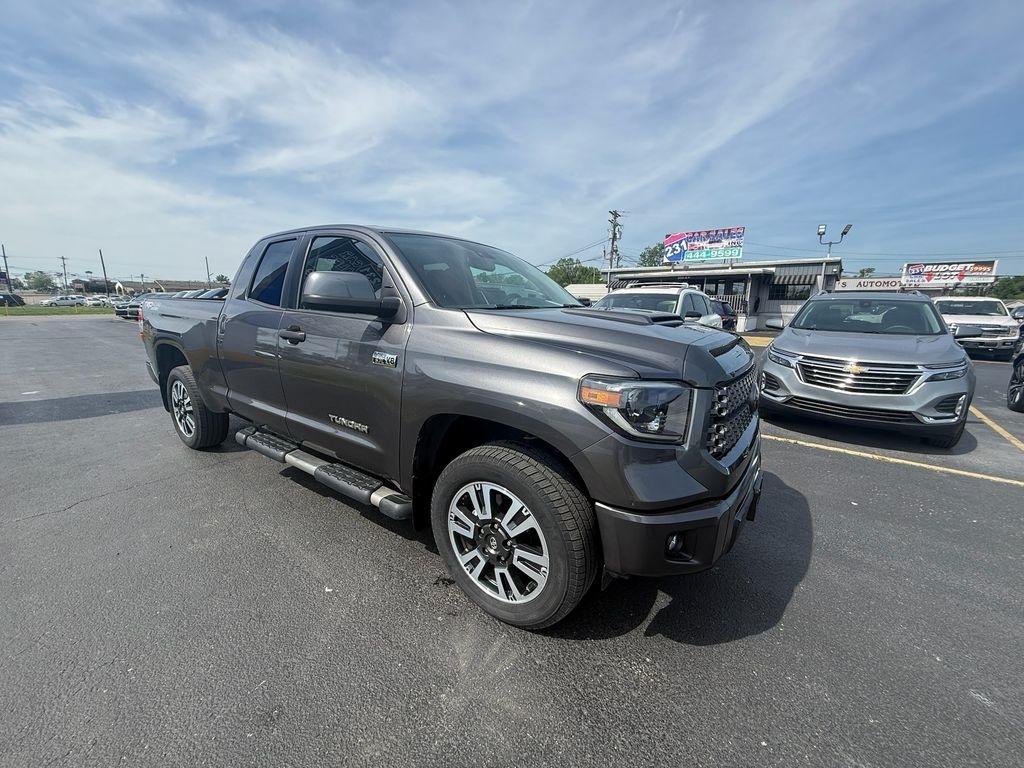 Toyota Tundra SR5 5.7L V8 Double Cab 4WD 2020