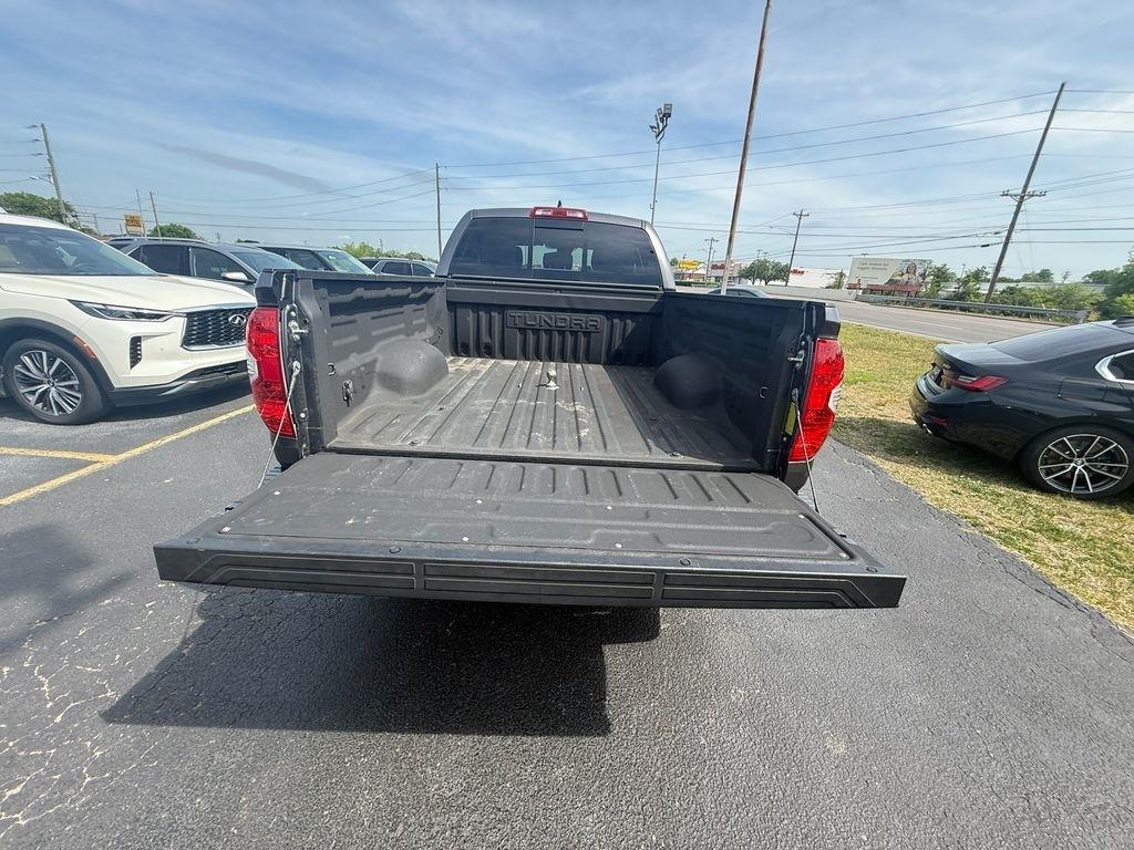 Toyota Tundra SR5 5.7L V8 Double Cab 4WD 2020