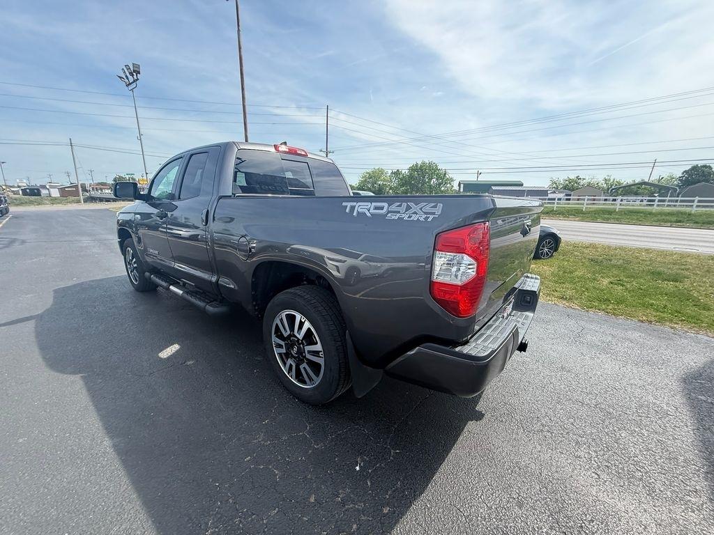 Toyota Tundra SR5 5.7L V8 Double Cab 4WD 2020