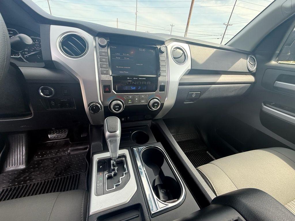 Toyota Tundra SR5 5.7L V8 Double Cab 4WD 2020