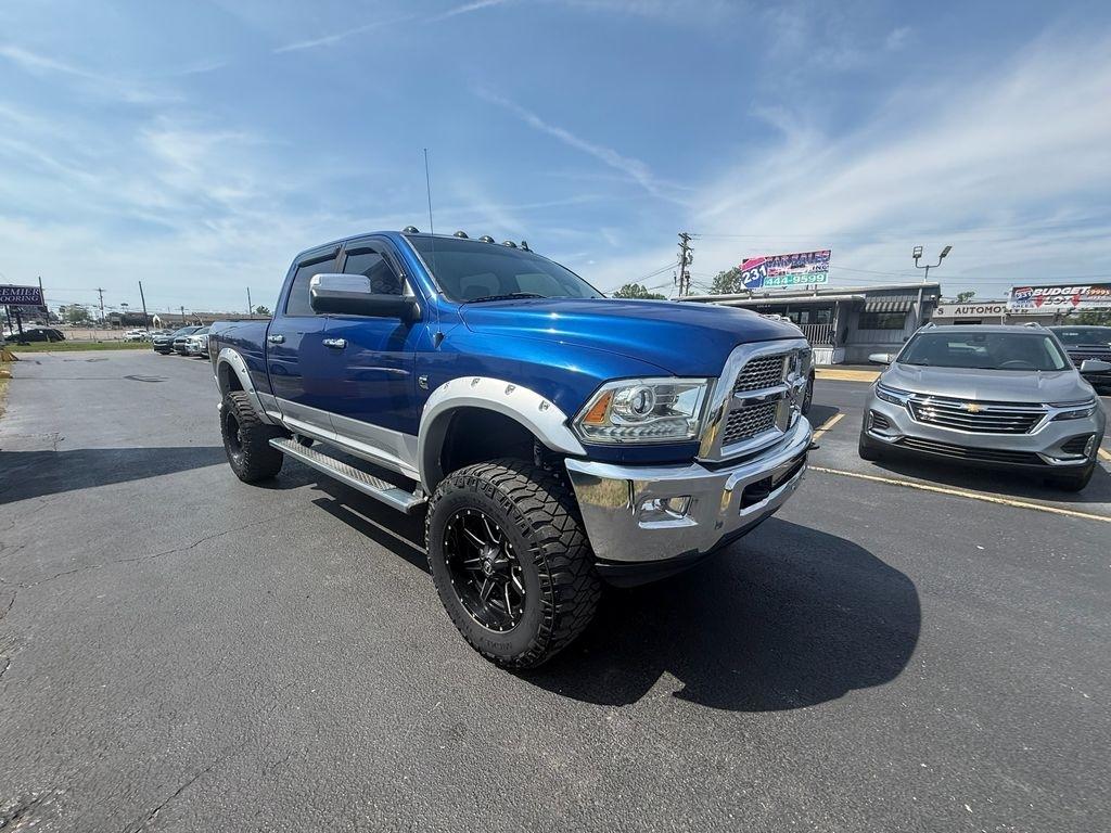 RAM 2500 Laramie Crew Cab SWB 4WD 2015