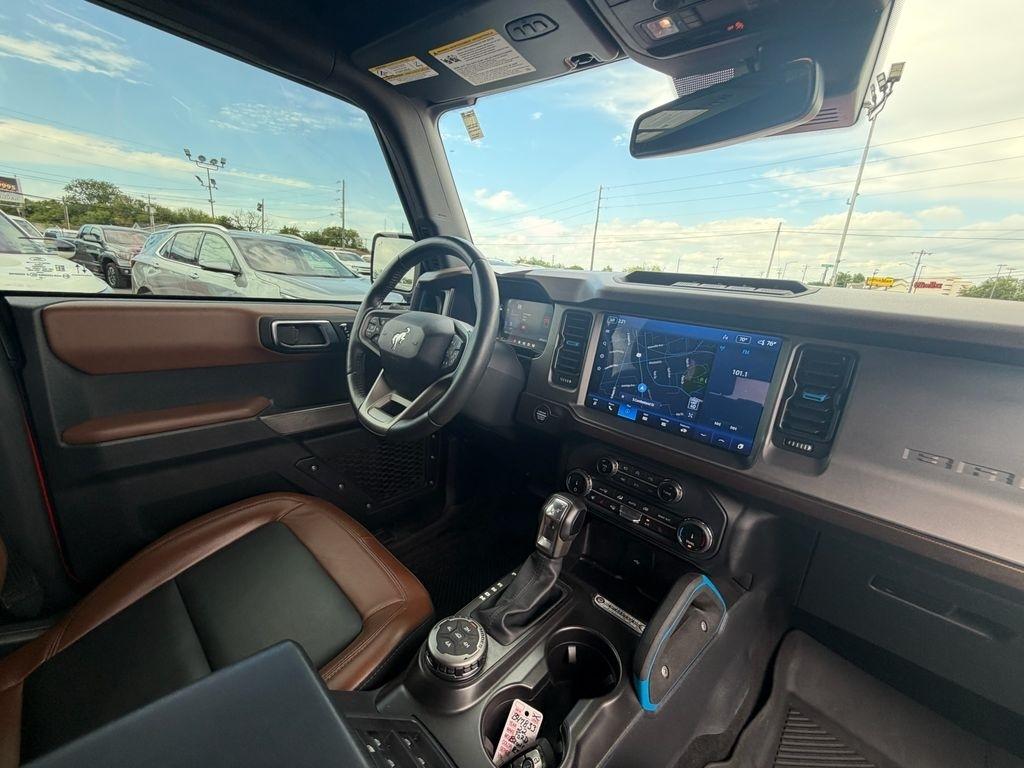 Ford Bronco Outer Banks 4-Door w/Advanced 2022