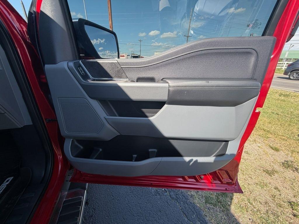 Ford F-150 XLT SuperCrew 4WD 2024