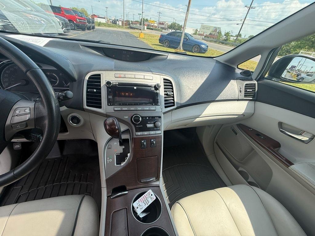 Toyota Venza FWD I4 2011