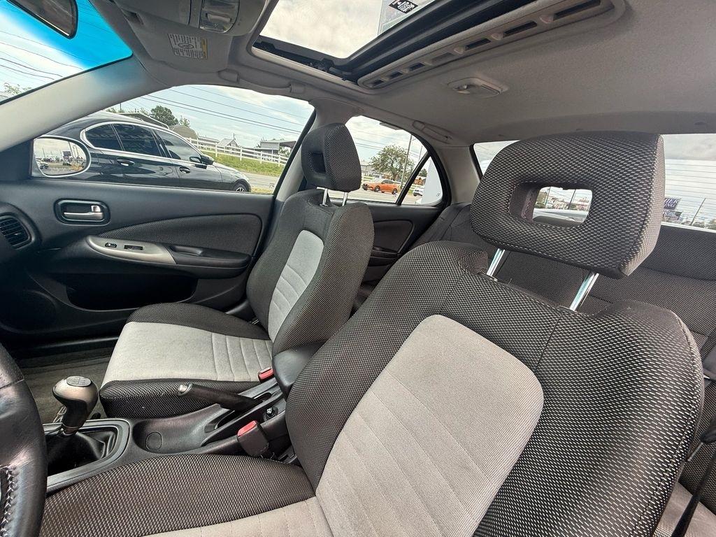 Nissan Sentra SE-R 2004