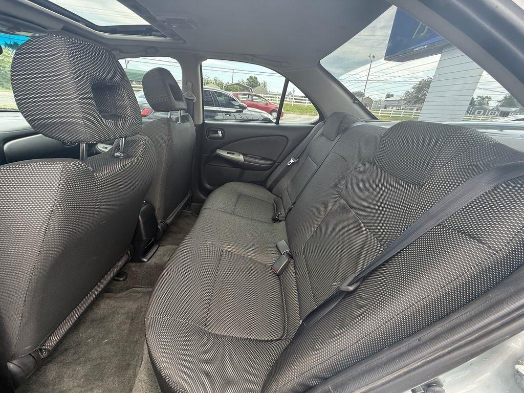 Nissan Sentra SE-R 2004