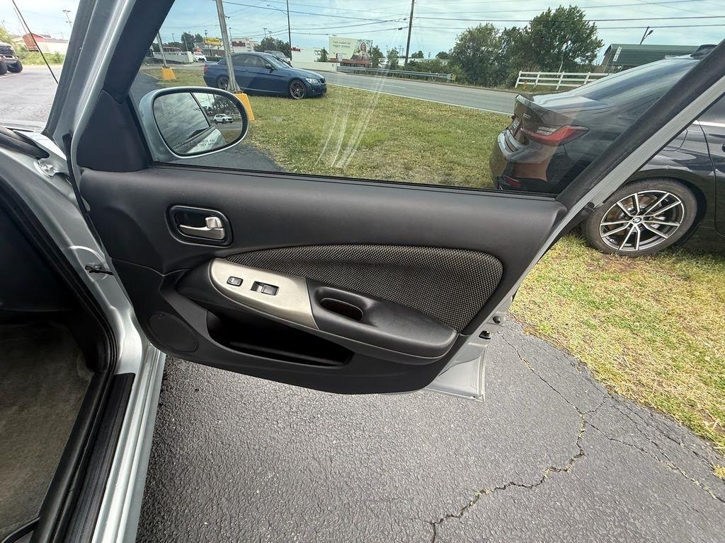 Nissan Sentra SE-R 2004