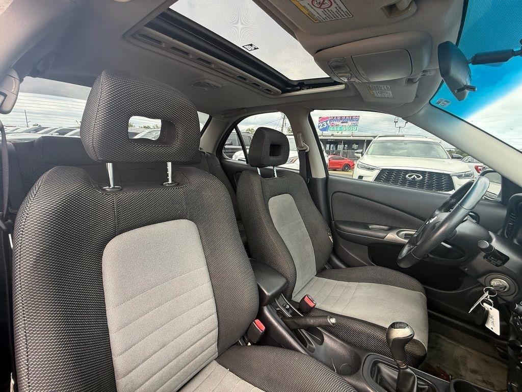 Nissan Sentra SE-R 2004