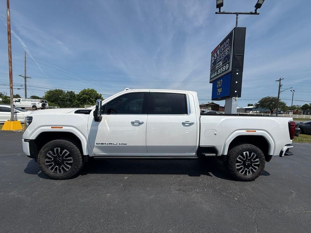 GMC Sierra 2500HD Denali Ultimate Crew Cab 4WD 2024