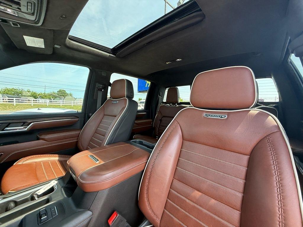 GMC Sierra 2500HD Denali Ultimate Crew Cab 4WD 2024