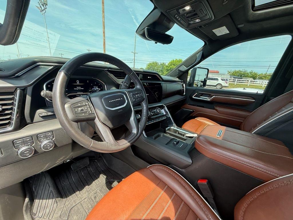 GMC Sierra 2500HD Denali Ultimate Crew Cab 4WD 2024