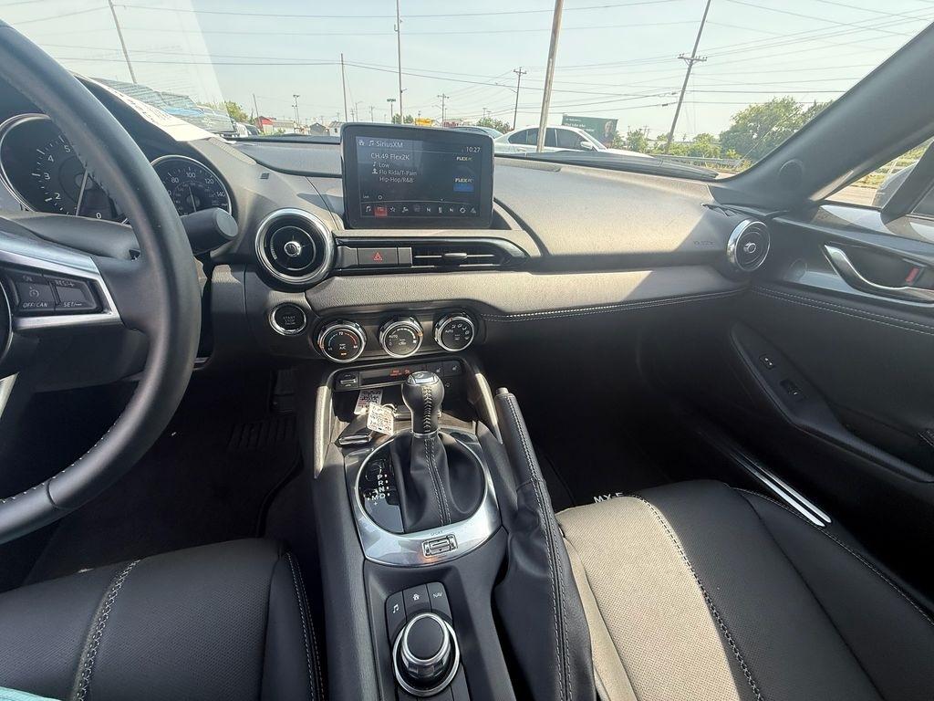 Mazda MX-5 Miata RF Grand Touring 6MT 2021