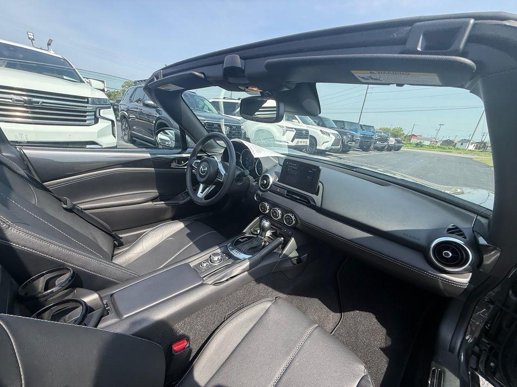 Mazda MX-5 Miata RF Grand Touring 6MT 2021