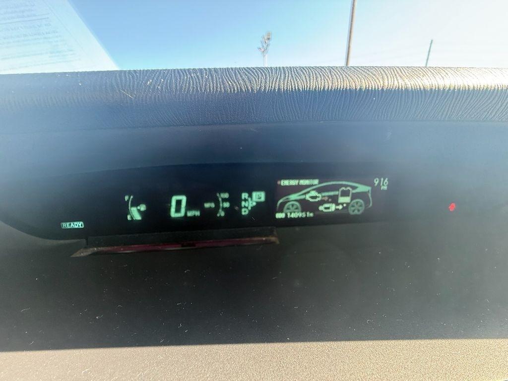 Toyota Prius Prius V 2010