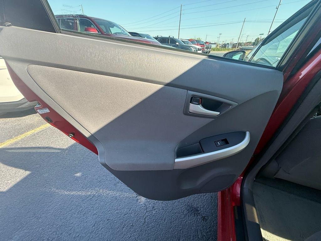 Toyota Prius Prius V 2010