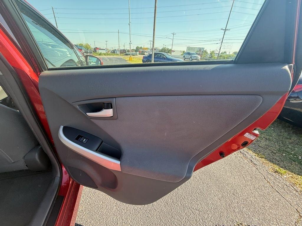 Toyota Prius Prius V 2010