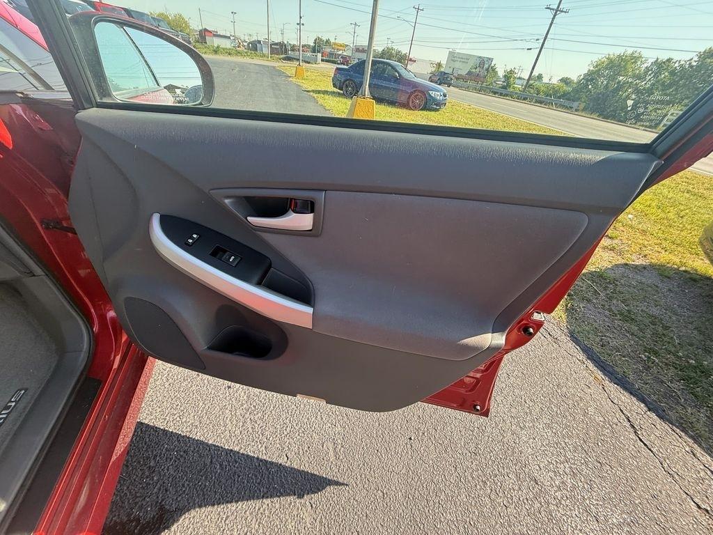 Toyota Prius Prius V 2010