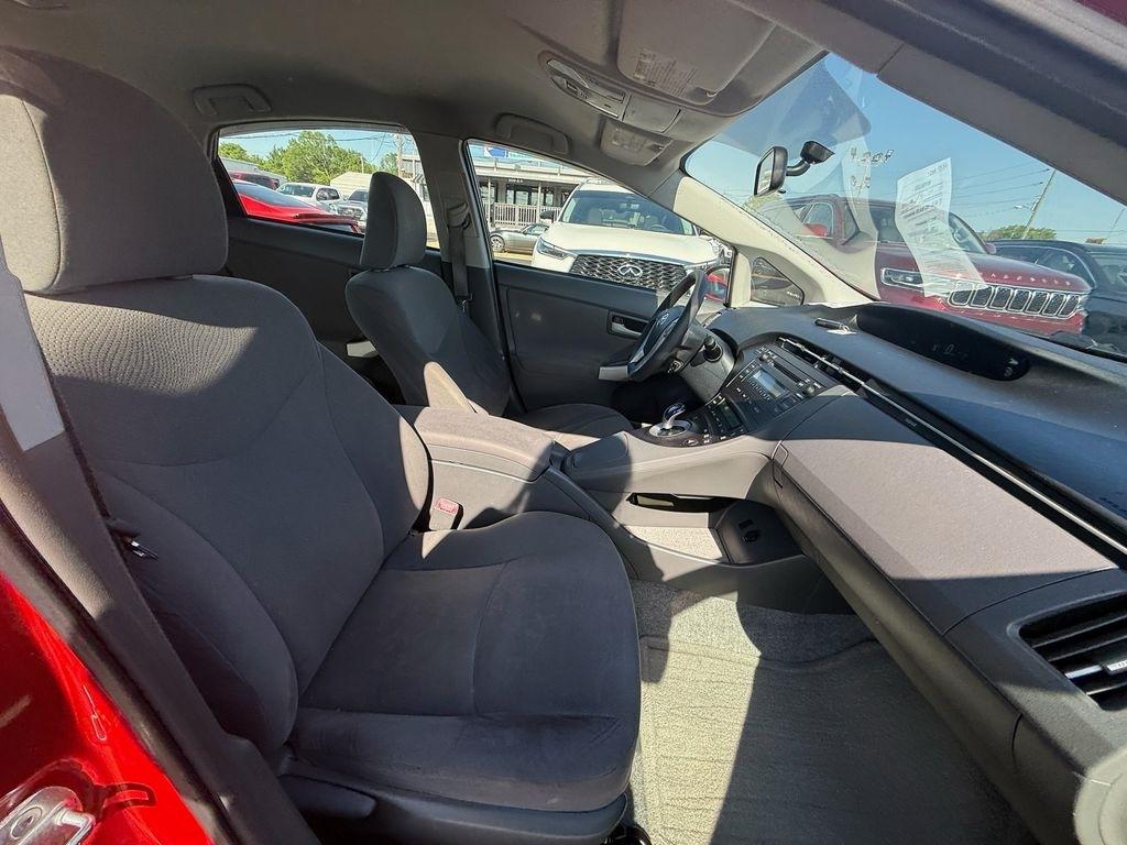 Toyota Prius Prius V 2010