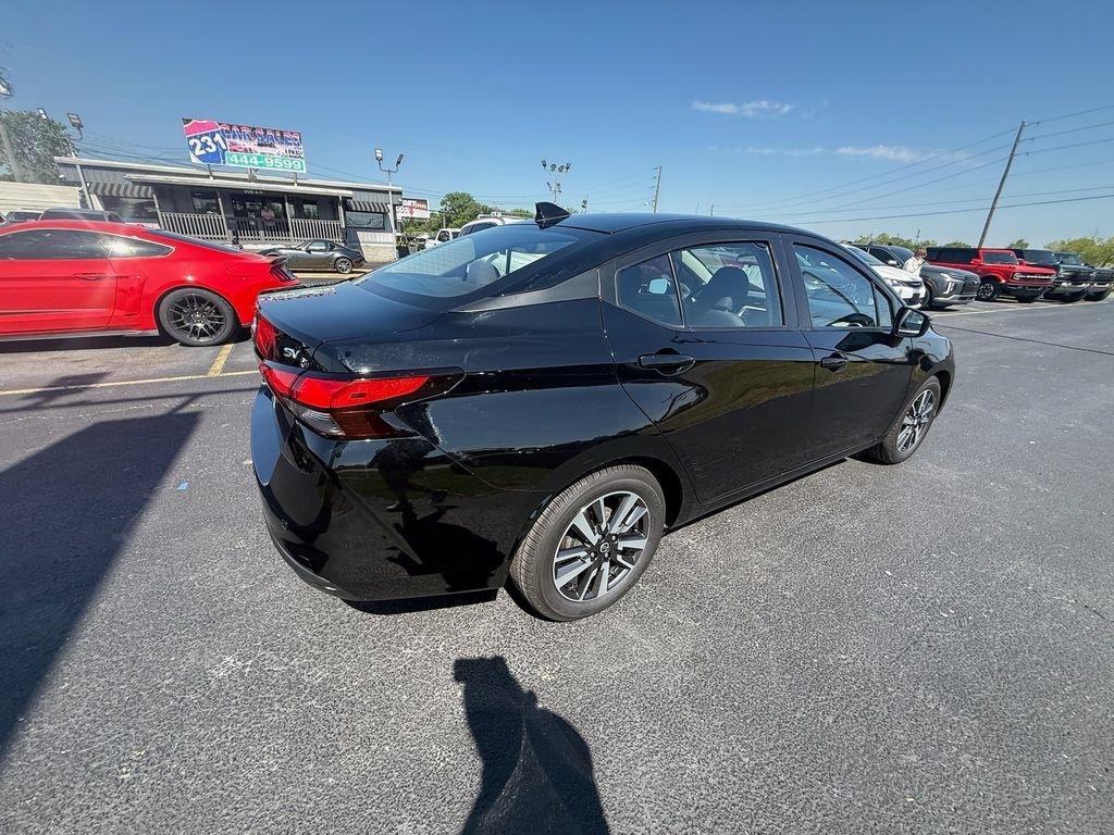 Nissan Versa SV 2021