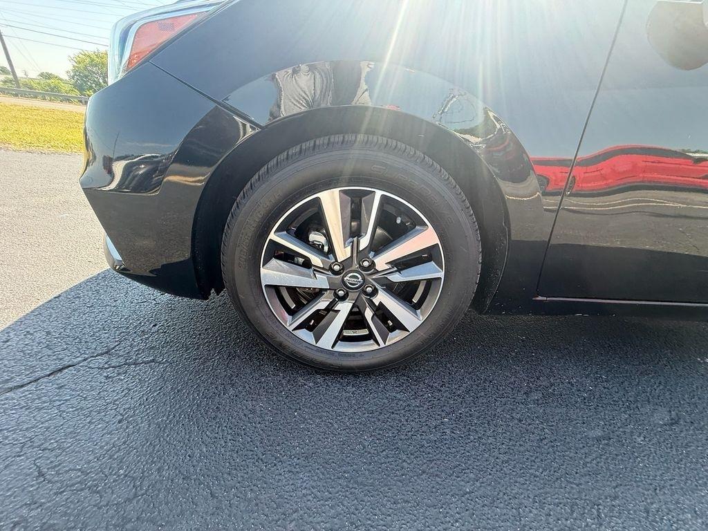 Nissan Versa SV 2021