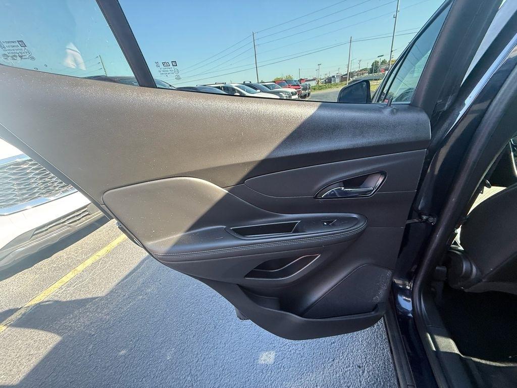 Buick Encore Preferred FWD 2021