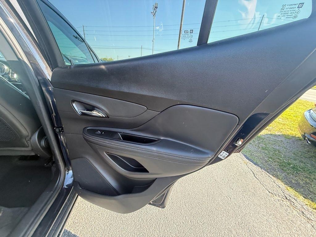 Buick Encore Preferred FWD 2021